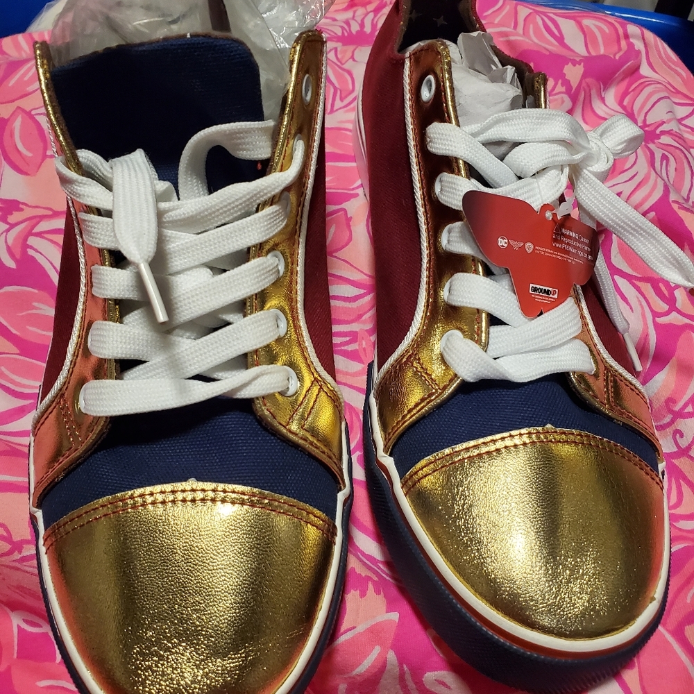 Wonder woman shoes